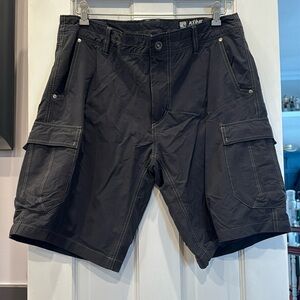 Men’s Kuhl shorts